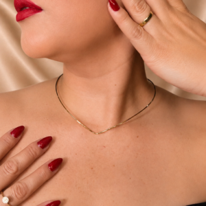Choker V Elegance